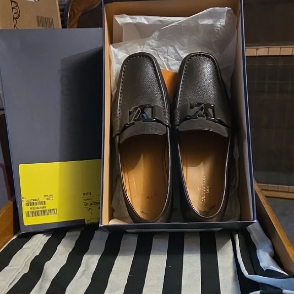 Louis Vuitton Dark Brown Pebbled Leather LV Bit Loafers - Picture 1 of 1